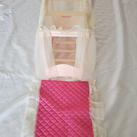 Vintage Barbie Doll Dream Bed Canopy Bed 1985 - Picture 4 of 9